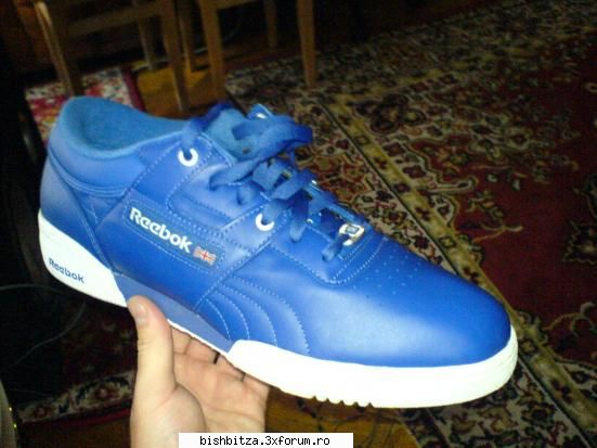 doar 2mil okazie reebok noi cutie marimea 44,doar sapt asta