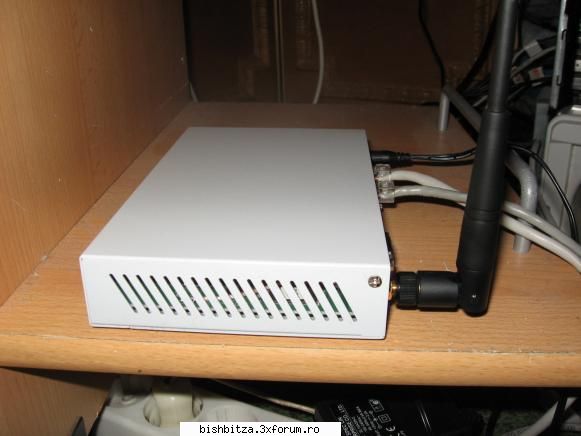 vand wireless broadband router 100/10mbps porturi switch