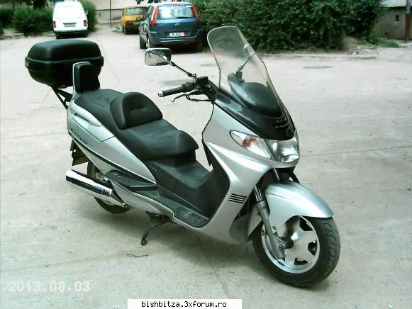 vand scuter suzuki burgman 400 suzuki burgman 400, anul 1999, 400 2,26 m,latime- 197 kg. rezervor