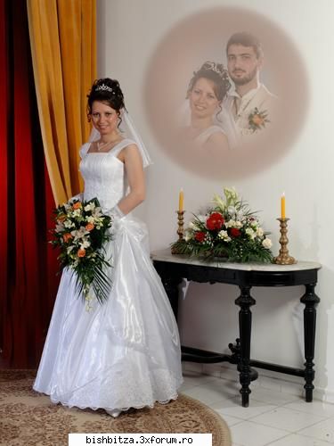 Arad -ptr viitoare mirese ! - De vanzare rochie de mireasa, voal, coronita - Foto & Video
