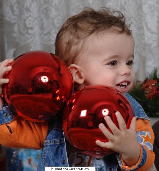 comenzi anticipate  programari sedinta foto - imagini pentru albumul familiei dvs. copiii aradului-