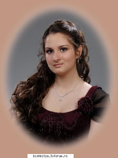 Fotografii pentru banchet - Mult succes pentru Adina Dragos ! Executam - Foto & Video