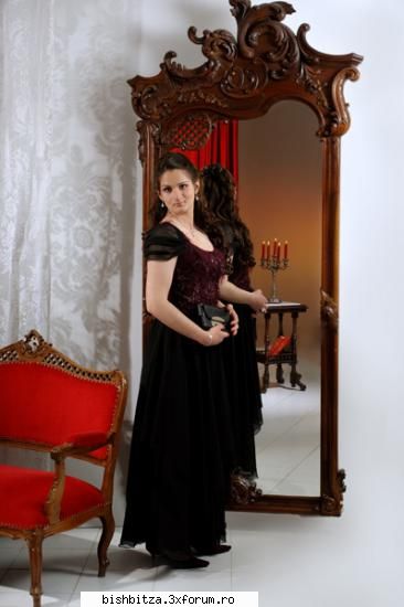 Fotografii pentru banchet - Mult succes pentru Adina Dragos ! Executam - Foto & Video