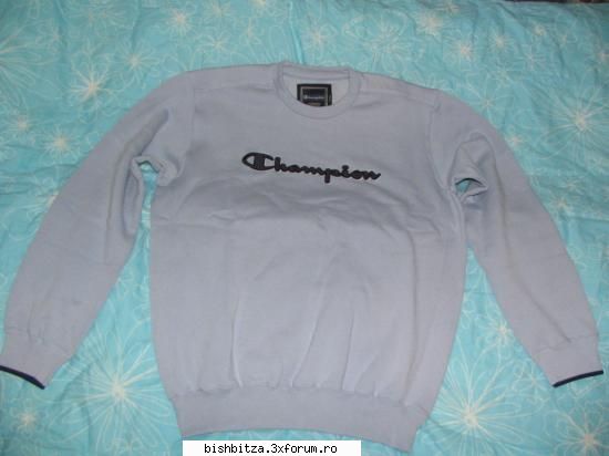 Haine Champion.... - marimea XL - baieti - Diverse