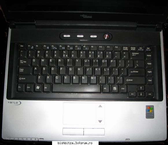 Notebook Fujitsu Siemens Amilo - Rossi - Computer Stuff