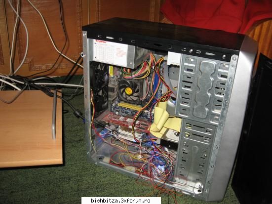Poze Cu Calculatoarele Voastre - lil bit moding :D .... 2 80cm COOLERE.... 2 - Probleme si discutii Hardware