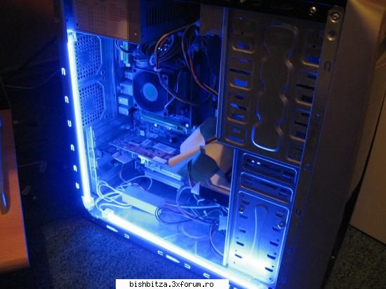 Poze Cu Calculatoarele Voastre - aici fara blitz dar cu lumina - Probleme si discutii Hardware