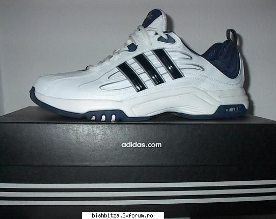 Pretul lunii la Adidasi orginali,noi. - Vand 1 pereche Adidas original noi,in - Diverse