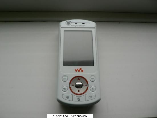 SonyEricsson W900i - Vand/schimb W900i alb, stare perfecta, UMTS, 470 - Telefoane GSM, CDMA, PDA, etc