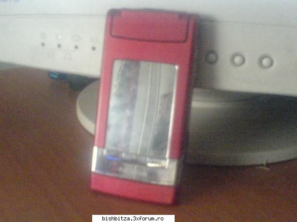 Vand Nokia N76 - Vand Nokia N76 stare buna, tipla pe ecranul - Telefoane GSM, CDMA, PDA, etc