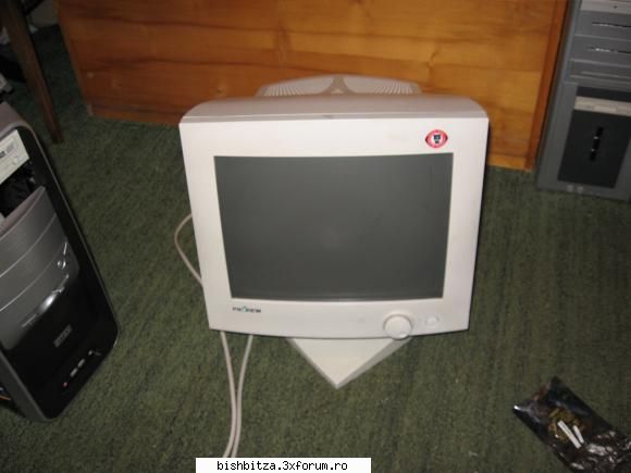 Vand monitor Proview de 15" - bertyy - Computer Stuff