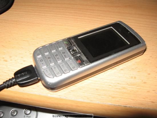 Vand telefoane!!!!!!!!!!!!!! - cat valoreaza un Siemens C75? General Network - Telefoane GSM, CDMA, PDA, etc