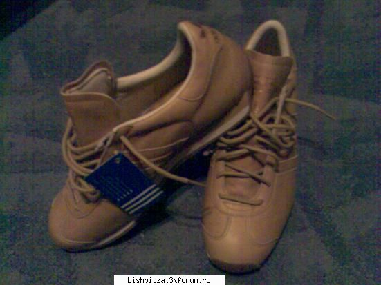 vand adidasi - Adidas Marimea 42, noi 60 E - Diverse