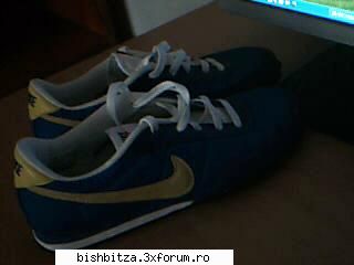 vand adidasi nike - vand adidasi nike marimea 42, 170 ron - Diverse