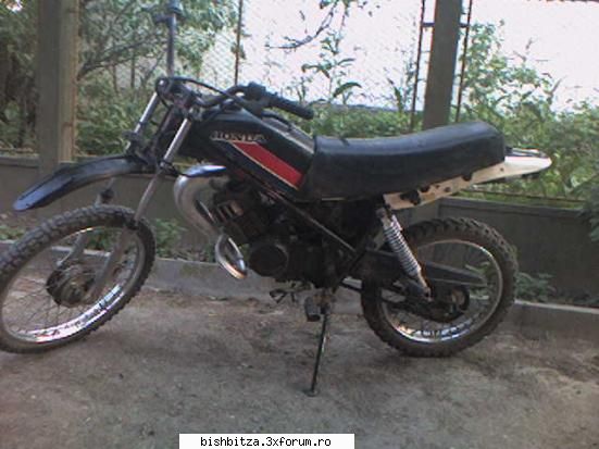 vand honda de teren - cutie in 5 trepte,cauciuc nou pe spate,fara acte - Auto&Moto